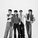 하이라이트 싱글즈 화보 인터뷰