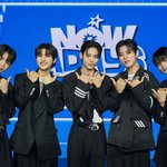 실시간 데뷔 쇼케이스 사진 뜨고 있는 <b>큐브</b> 신인 나우어데이즈