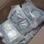 쿠키<b>산거</b> 왔는데 개에바다