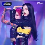 <b>데뷔초</b> 카리나 개좋음