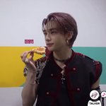 [스키즈] 먹는 자세만 봐도 <b>소식가</b>