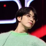 어떤 동갑 남성들 컨셉이랑 그림체 다른 거 봐