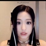 아현 눈 진짜 크네