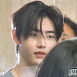 얘 분위기 뭐야..???