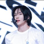 새삼 <b>원빈</b>어깨 ㅈㄴ크구나