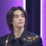 현진 이 쟈켓 같은건가?