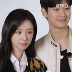 눈물의여왕) 김지원 팔짱끼고 <b>다소곳</b>한 김수현