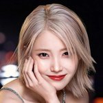 '<b>에스티</b> 로더' 글로벌 앰버서더 아이유