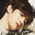 [댓글부탁해] 남돌 비주얼들 얼굴 몇명중에 한명정도 될까?