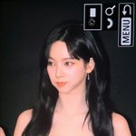 오늘자 영화 무대 <b>인사</b> 에스파 카리나