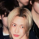 하관에 입술 꽉 찬 느낌 예쁜것같음