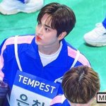 [댓글부탁해] 어깨 50이면 많이 넓은거임? 처음봐서감이 안옴