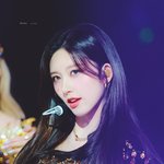 <b>첫눈</b>에 반했던 여돌 이야기하자