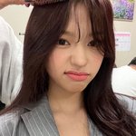 첫사랑은 <b>입술</b>이 예쁜 애었어