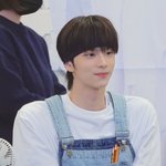 신유 냉장고 <b>문짝</b> 같다