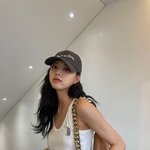 월요일 만병 <b>통치</b>약 같은 얼굴