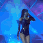 <b>리사</b> 몸매 달라졌네