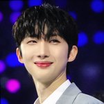 [펜타곤] 1년 전 <b>후이</b>