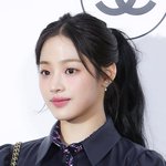 그 와중에 민지 피부 표현 개예쁘다