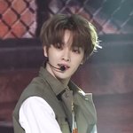 엔시티 시절 <b>성찬</b> 진심죤나개쌉내취향이라 눈물남