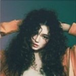 다니엘 <b>해치</b>왱 머리한거 ㅈㄴ 잘어울림