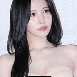 눈화장 처음인데 피드백 좀 해줘