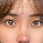 눈동자 <b>색이</b> 밝은 동양인을 보면 신기하지 않냐