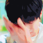 19살 <b>류선</b>재 24살 <b>류선</b>재 34살 <b>류선</b>재