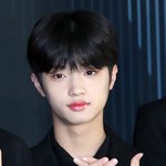 손<b>동표</b> 두명이게 한명이게