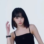 김채원 사쿠라 <b>허리</b>