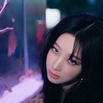 <b>지젤</b>한테 카리나 얼굴 보여