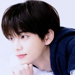 너네 배우 아이돌 다 합쳐서 완벽한 이상형 있냐