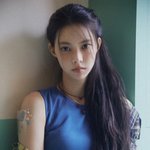 아일릿 <b>윤아</b> 약간