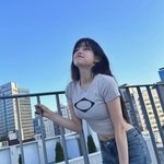 <b>츄</b>, 개미허리로 시선강탈..한층 성숙해진 미모