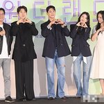 알고보니 <b>우연</b>이었다는 수지와 박보검의 커플룩