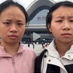 얘넨 화장이 아니라 <b>분장</b> <b>수준</b>이노