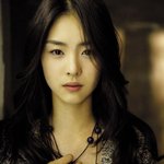 진짜 난 <b>인조적</b>인 얼굴 싫어하는듯