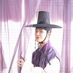 한복이 <b>퍼</b><b>컬</b>인 배우들
