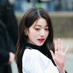 이거 무슨 향이야? 내 <b>취향</b> 아냐?