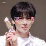 귀여움과 잘생김이 <b>공존</b>하는 복슬강아지