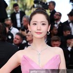 실시간 칸 영화제 레드카펫 <b>윤아</b>
