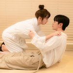 공개 될 때마다 <b>남주</b>가 여주 밑에 깔려 있는 것 같은(?) <b>남주</b>