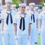 엔시티 태용 <b>해군병</b> 수료식