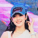 y2k컨셉 헤메코로 반응터진 오늘자 에스파 <b>닝닝</b>