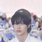 <b>LA</b>다저스 유니폼 입은 라이즈 원빈