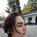 <b>현진</b> 이목구비 느낌