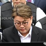 뺑소니' 김호중 구속…기획사 대표·<b>본부</b>장도 함께 "증거 인멸 우려"