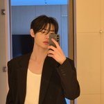 <b>성훈</b> 변우석 닮지 않았냐?