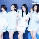 와 뉴진스 인기가요 <b>착장</b>봐 개이뻐