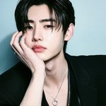 근데 변우석 엔하이픈 <b>성훈</b> 사진에 하트 왜 눌렀을까